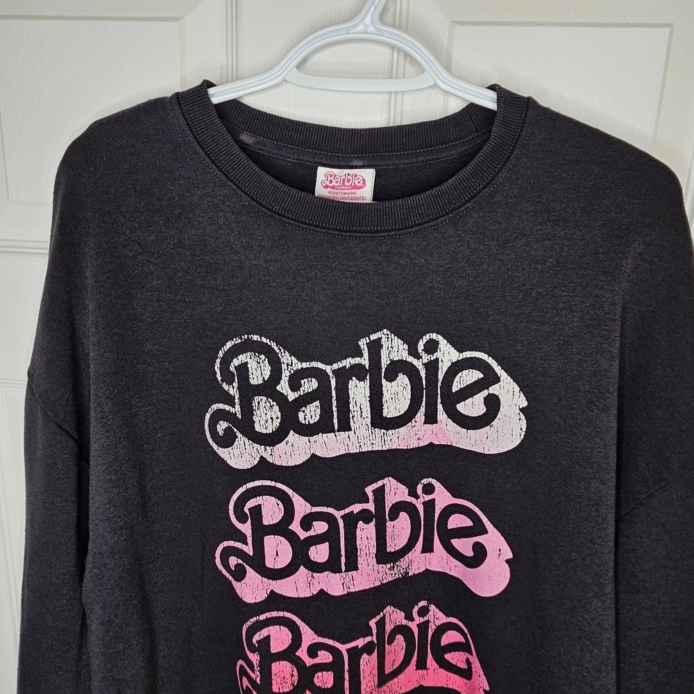 Barbie Women's Charcoal Gray Pink White Graphic Sweatshirt Crewneck Size L XL - Picture 4 of 8
